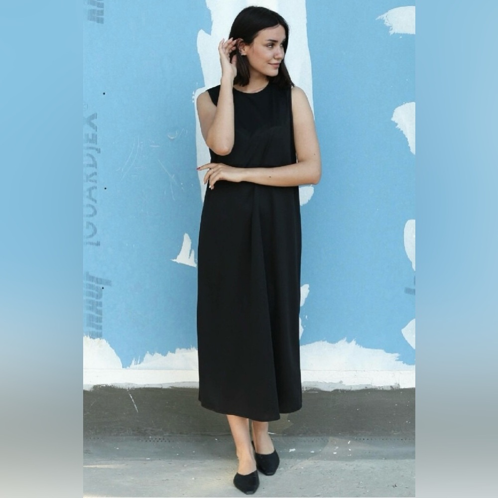 🔹Petticoat Lining Dress Black